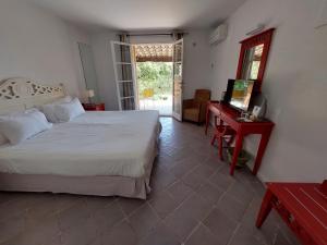Hotels Hotel les Bouis - Vue mer : photos des chambres