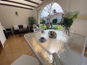 Parque Golf 16 by SunHousesCanarias