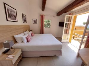 Hotels Hotel les Bouis - Vue mer : photos des chambres