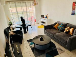 L Arieta - Appartement 3 pièces vue mer, parking & piscine