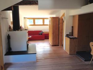 Casa Nolens, Via Sura 4