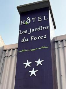Hotels Les Jardins du Forez : photos des chambres