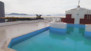 Apartamento Guarapuvu com piscinas