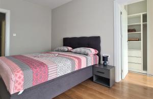 Green Apartments Podgorica With Garage