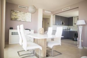 Alcazaba Lagoon 2165