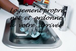 Maisons de vacances Gite urbain les jardins de la meyne : photos des chambres