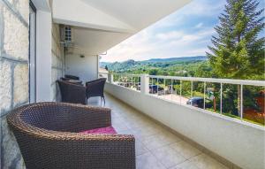 Awesome Apartment In Ostrvica With 3 Bedrooms, Jacuzzi And Wifi