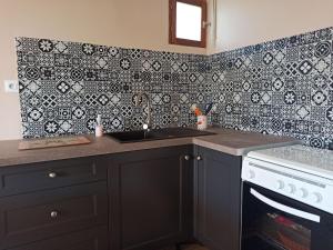 Serene Stay in Thédirac Hills