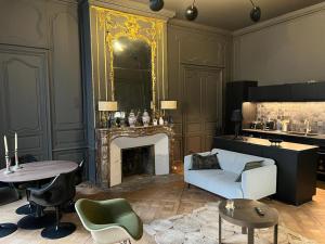 Luxueux 2 pièces 65m2 Hôtel Particulier XVII ième siècle-Centre Historique Clermont-Ferrand