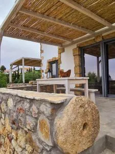 Koroni Stone House, newly built studios by the sea - Koroni