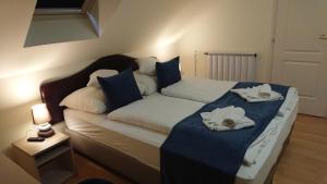Twin Room room in Hotel Napsugár
