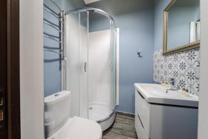 Apartment on Stavropihiiska Street 3