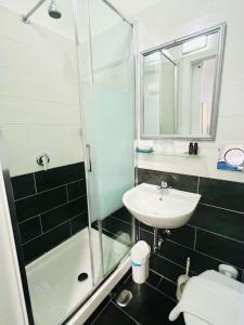 Double Room room in Hotel Pisa