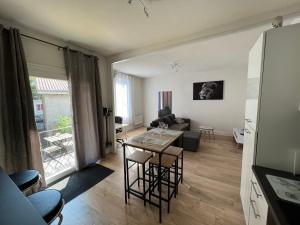 Appartements Spacieux Marx Dormoy avec parking gratuit C : photos des chambres