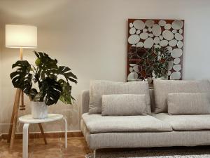 CHALET CON VISTAS AL MAR, PISCINA, PISTA FUTBOL...IDEAL PARA FAMILIAS CON NIÑOS