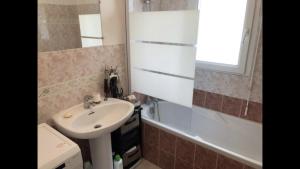 Appartements Charmant T2 de 45m2 - parking prive - terrasse- linge inclu- Proche Vannes : photos des chambres