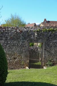 Maisons de vacances Charming cottage in Dordogne with swimming pool : photos des chambres