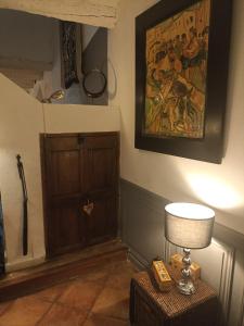 B&B / Chambres d'hotes la villageoise, chambre troglodyte pitoresque au coeur du village : photos des chambres