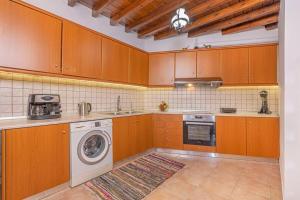 Margaritis Luxury Medieval House