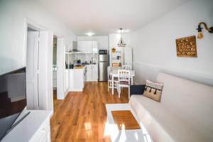 Precioso apartamento con piscina