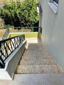 Marinas spacious family apartment Kavala