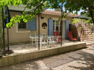 Maisons de vacances Le Mas Merindol Gite Cerise : photos des chambres