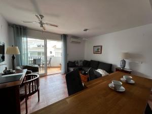 Piso Alcosta Piteras