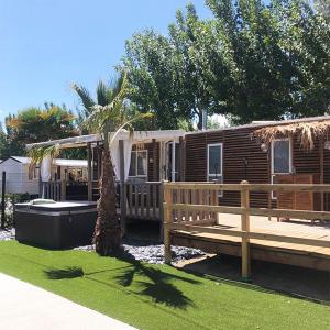 Campings MOBIL HOME LE MAGNIFIQUE VALRAS PLAGE : photos des chambres