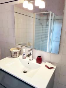 B&B / Chambres d'hotes Le Baraillot, Chambres et repas d'hotes, soiree etape : Chambre Double