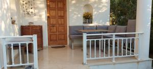 Top Holiday Home Private Pool by the sea With Private Garden for Private use