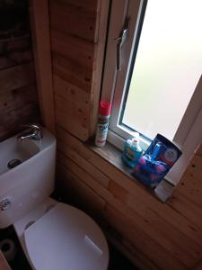 orchard meadow shepherd huts leek-buxton-ashbourne