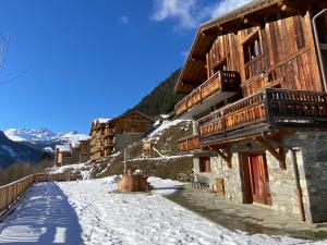Chalets Chalet des Trappeurs Coeur Vanoise 15 persons : photos des chambres