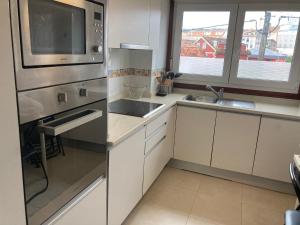 Bonito apartamento en Cangas al lado playa Rodeira