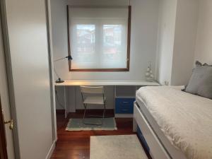 Bonito apartamento en Cangas al lado playa Rodeira