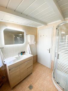 Live in Lemnos Attic Apartment