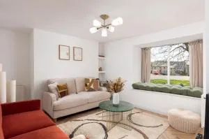 Luxe Design - Heart of Rothbury - Sleeps 8! - Thropton