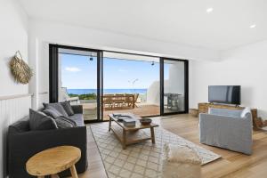 Joy Apartment 4