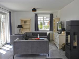 Luxus-Strandhaus "Nordperd" in Lobbe mit Meerblick, Kamin, Sauna - F661