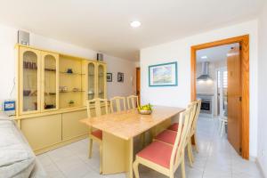 Apartment La Veleta with Sea View