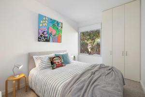 Apartment 18 Kalimna