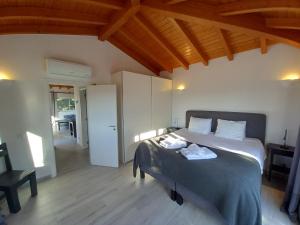 Carlos Apartment - Penthouse - Belch1952