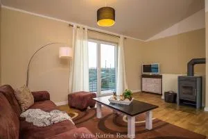 Appartementhaus Möwe Haus Möwe Ferienwohnung 1 "Sturmmöwe" - Borchtitz