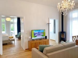 Villa Jenny - Ferienappartement 1 mit Meerblick