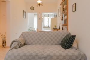 The Simple Place - Close to Slaveykov Square by Flat Mаnager