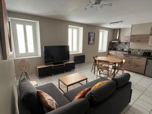 bel appartement 2 chambres au coeur du village