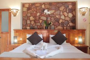 La Montagne Guest Lodge