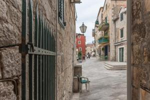 Heritage Palace LIŠTUN