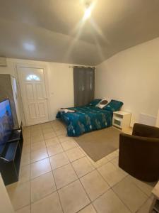 Appartements Charming 1-Bed Apartment 20 mins to Paris by train : photos des chambres