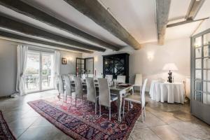 Maisons de vacances La Commanderie - 18 pers. Piscine privee chauffee : photos des chambres