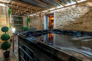 Suite SPAtio - Jacuzzi Privé - 20min Disneyland PARIS